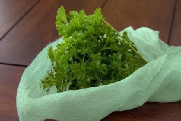 Как использовать бумажные полотенца на кухне